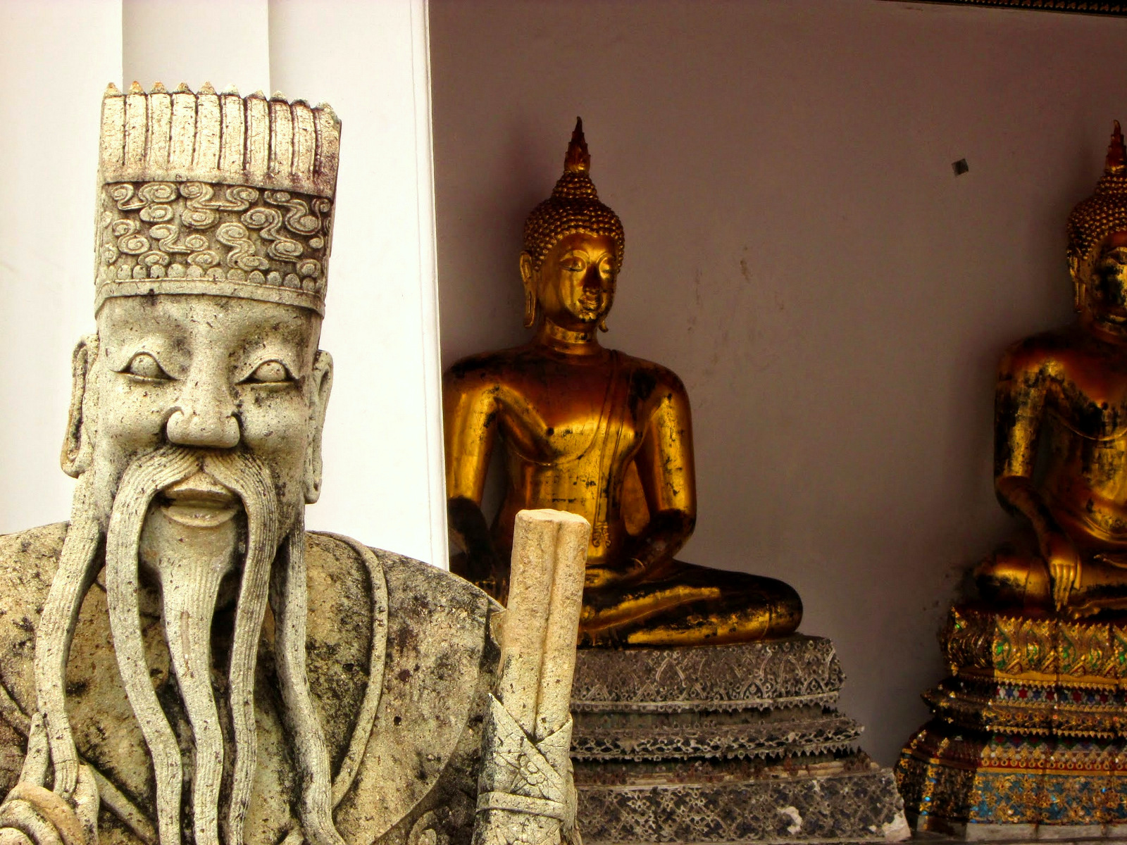 Chinoiserie et Bouddha Thaïe